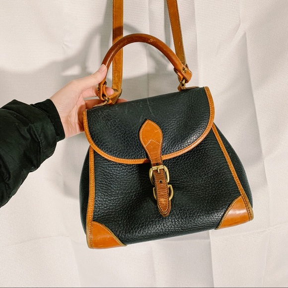 Dooney & Bourke Handbags - Vintage Dooney & Bourke Crossbody Handbag